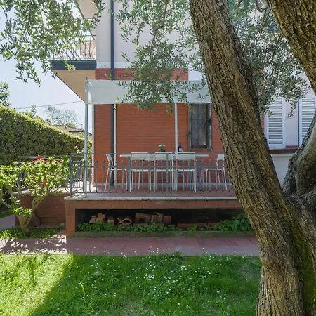 Villino Viola By Interhome Vakantiehuis Marina di Pietrasanta